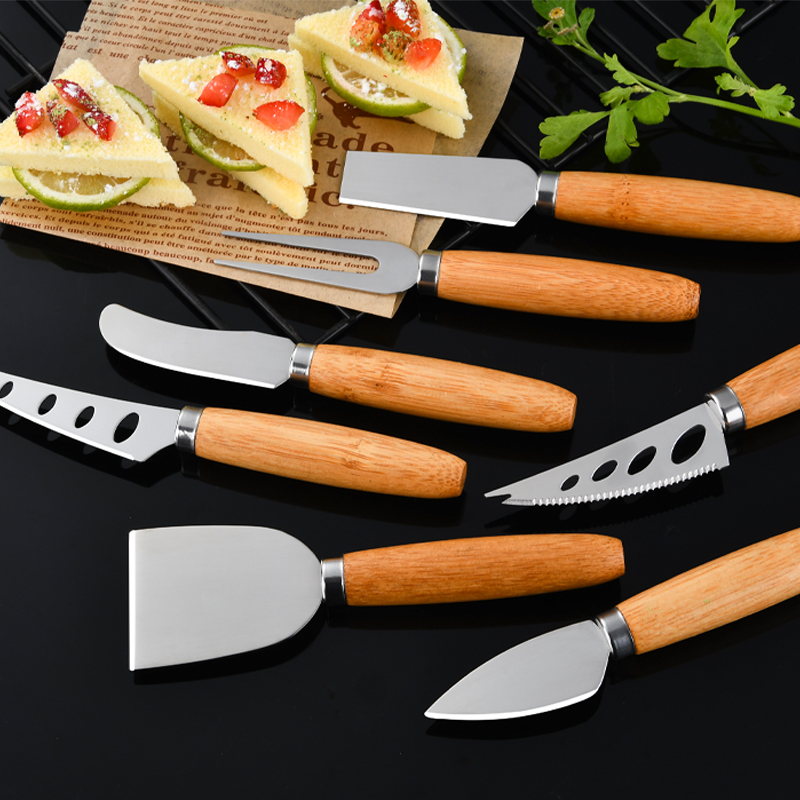 RUITAI Wholesale Food Grade Kitchen Cute Stainless Steel Cheese Knife Set With wood Handle WN86
